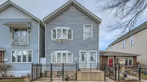 518 W 42nd Pl, Chicago, IL 60609