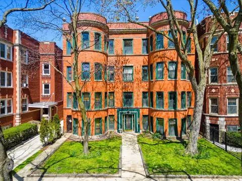 1344 W Greenleaf Ave #4E, Chicago, IL 60626