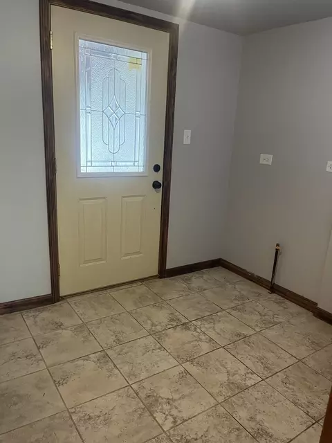 Entry Way - 17617 Stonebridge Dr, Hazel Crest, IL 60429 photo 1 of 5