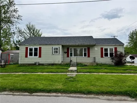 114 E N Sixth St, Shelbyville, IL 62565