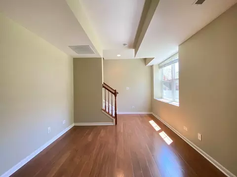 371 N Commerce St, Aurora, IL 60504 photo 29