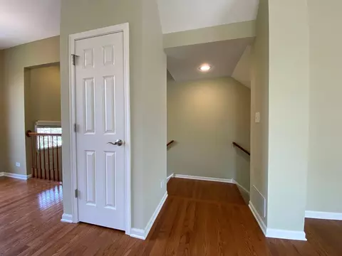 371 N Commerce St, Aurora, IL 60504 photo 27
