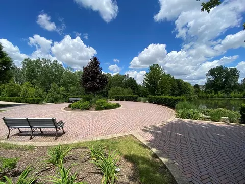371 N Commerce St, Aurora, IL 60504 photo 36