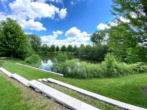 371 N Commerce St, Aurora, IL 60504 photo 37