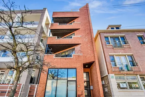 2153 W Belmont Ave #4, Chicago, IL 60618