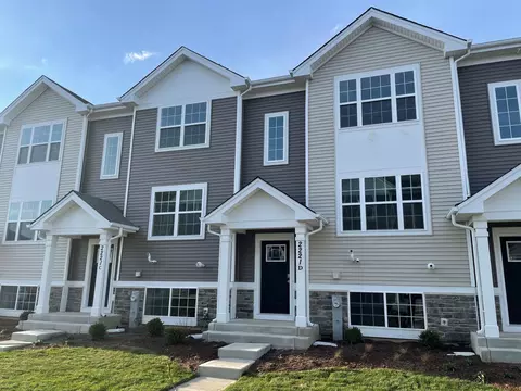6541 Linden Trl #E, Wonder Lake, IL 60097