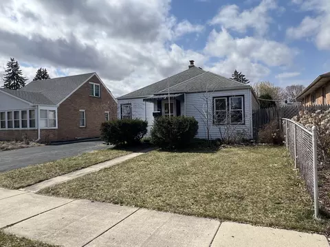 118 N Gretta Ave, Waukegan, IL 60085