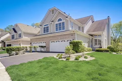 532 Harlowe Ln, Naperville, IL 60565
