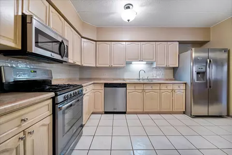 1325 Perry St #201, Des Plaines, IL 60016 photo 8