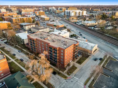 1325 Perry St #201, Des Plaines, IL 60016 photo 3