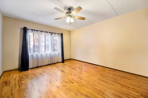 1325 Perry St #201, Des Plaines, IL 60016 photo 10