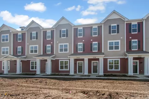 1526 Albany St, Grayslake, IL 60030
