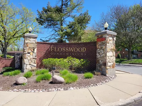 2301 183rd St #209, Homewood, IL 60430
