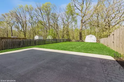 2830 Sun Valley Dr, Plainfield, IL 60586 photo 14
