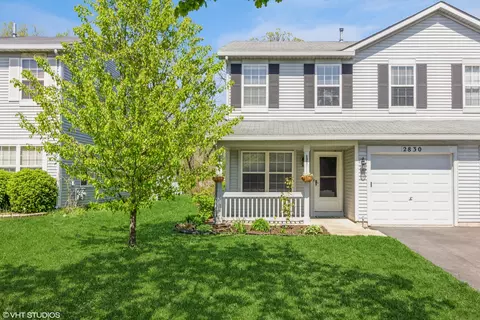 2830 Sun Valley Dr, Plainfield, IL 60586