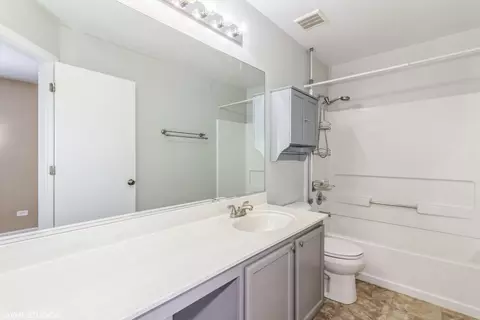 2830 Sun Valley Dr, Plainfield, IL 60586 photo 9
