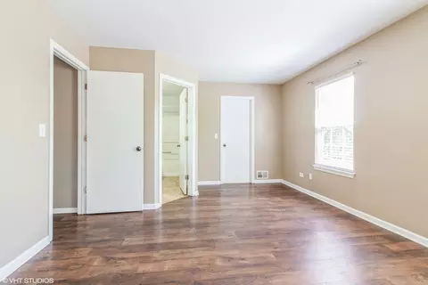 2830 Sun Valley Dr, Plainfield, IL 60586 photo 8