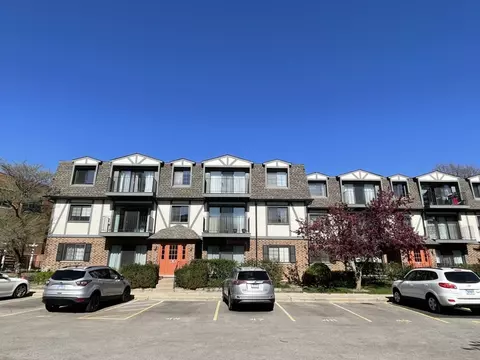 105 Armstrong Dr #E, Buffalo Grove, IL 60089