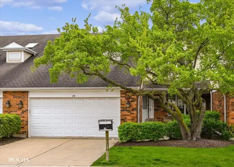 79 Caribou Xing, Northbrook, IL 60062