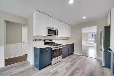 Kitchen - 3310 Maple Ln, Hazel Crest, IL 60429 photo 3 of 4