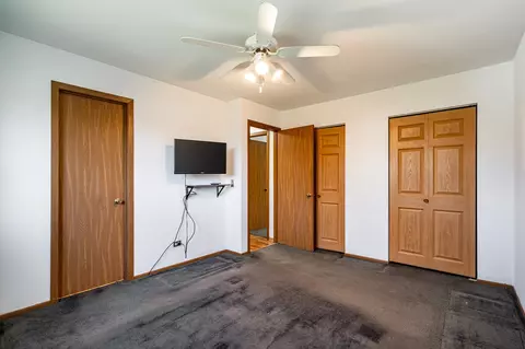 Bedroom - 4113 Gregory Dr, Zion, IL 60099 photo 2 of 3