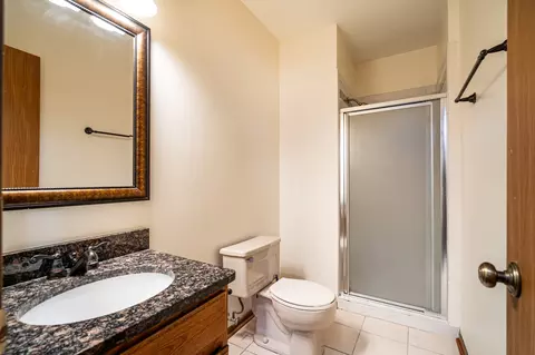 Bath - 4113 Gregory Dr, Zion, IL 60099 photo 2 of 2