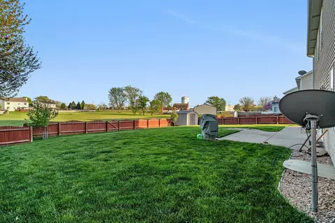 Exterior - 2412 Red Oak Ct, Plainfield, IL 60586 photo 4 of 5