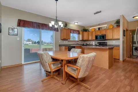Dining - 2412 Red Oak Ct, Plainfield, IL 60586 photo 1 of 2