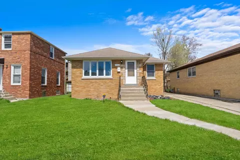 128 Webb St, Calumet City, IL 60409