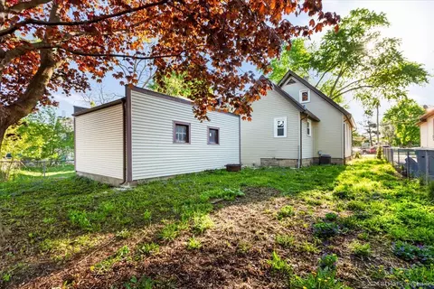 502 Hill Ave, Elgin, IL 60120 photo 23