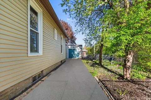 502 Hill Ave, Elgin, IL 60120 photo 20