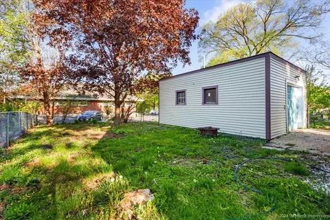 502 Hill Ave, Elgin, IL 60120 photo 22