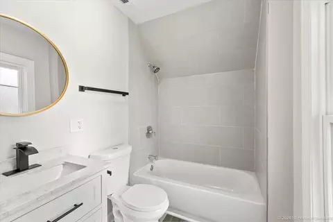 502 Hill Ave, Elgin, IL 60120 photo 15