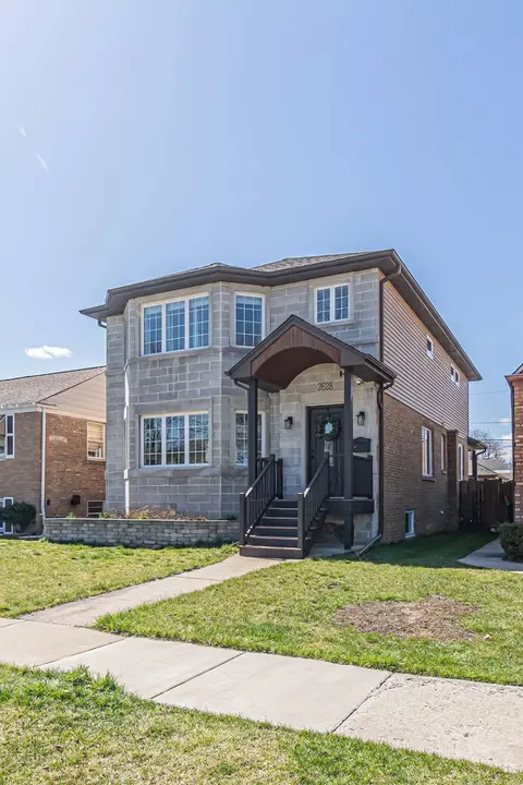 2628 Elm St, River Grove, IL 60171