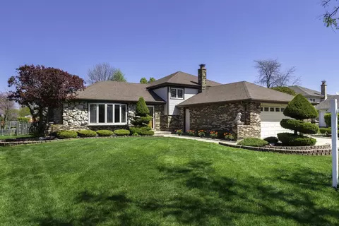 20 W518 Elizabeth Dr, Downers Grove, IL 60516