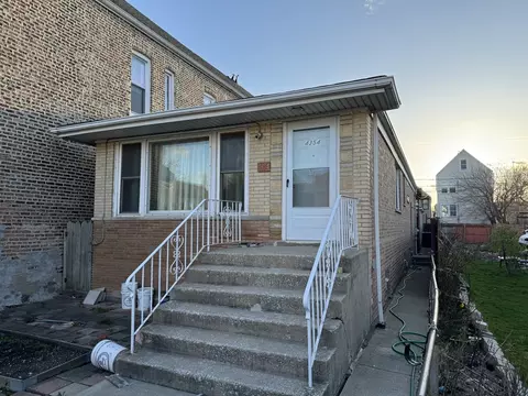 4354 S Wood St, Chicago, IL 60609