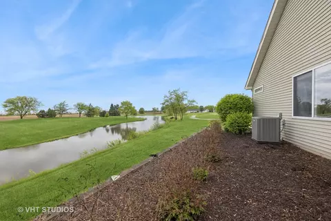Exterior - 21107 W Cypress Ct, Plainfield, IL 60544 photo 9 of 9