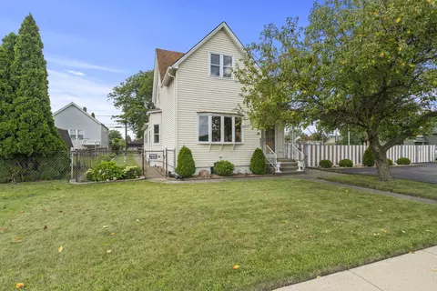 531 State St, Calumet City, IL 60409
