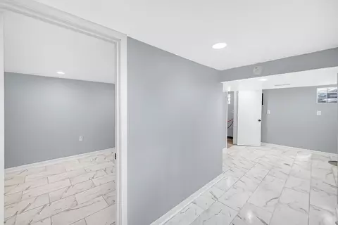 2122 E 99th St, Chicago, IL 60617 photo 15