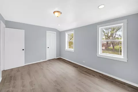 2122 E 99th St, Chicago, IL 60617 photo 12