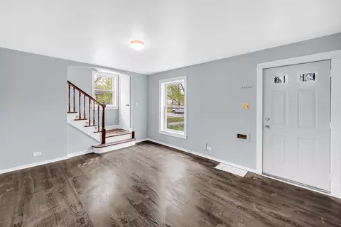2122 E 99th St, Chicago, IL 60617 photo 2