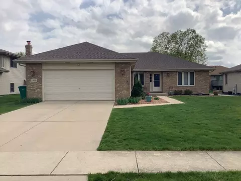 2906 Tucson Dr, Joliet, IL 60432