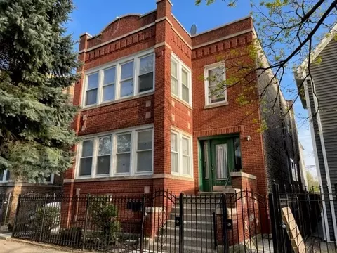4135 W Crystal St, Chicago, IL 60651