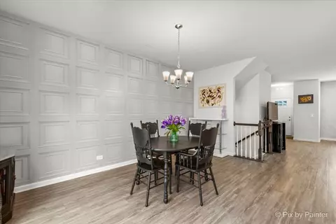 21 Nicholas Dr E, Des Plaines, IL 60016 photo 10
