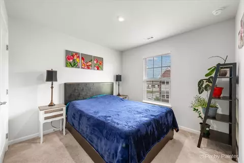 21 Nicholas Dr E, Des Plaines, IL 60016 photo 22