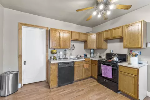 Kitchen - 213 Parks Ave, Joliet, IL 60432 photo 2 of 4