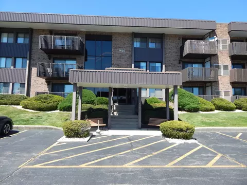 1420 Woodbridge Rd #1C, Joliet, IL 60436