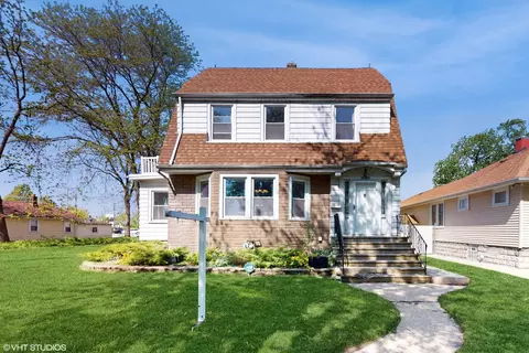 18142 Lange St, Lansing, IL 60438