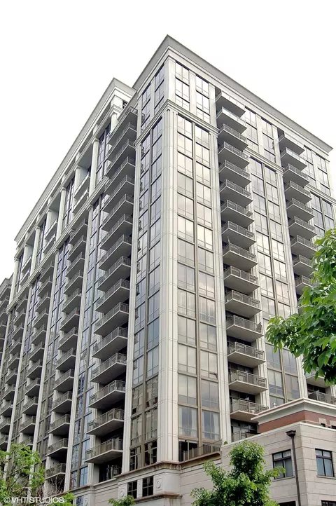 1335 S Prairie Ave #GU-23, Chicago, IL 60605