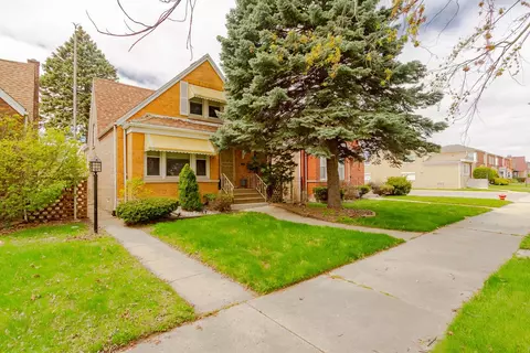 8304 S Calumet Ave, Chicago, IL 60619